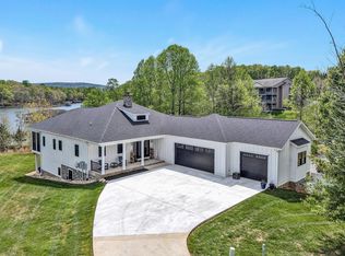 1112 Coves End Rd, Huddleston, VA 24104