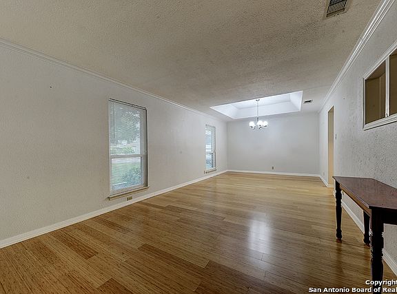 4th image of 174 High Oak