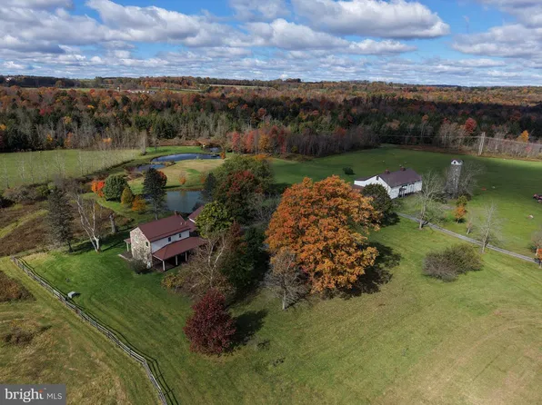 266 Fifty Acre Rd, Johnstown, PA 15904