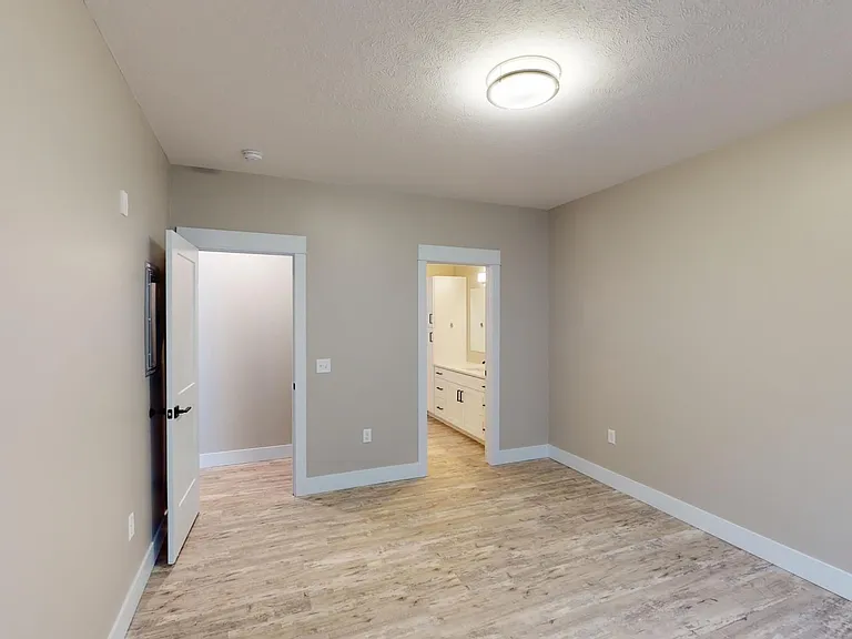 3451 Brecken St — Photo 12