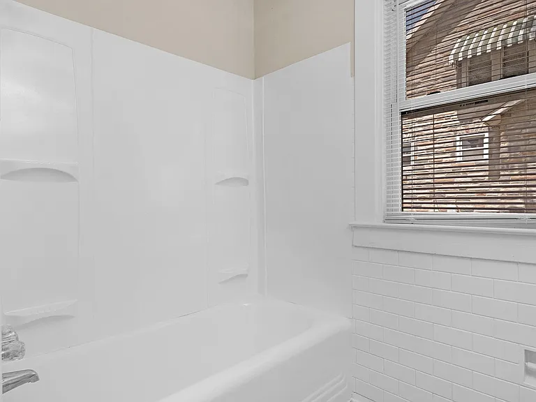 2802 Berwick Ave — Photo 15