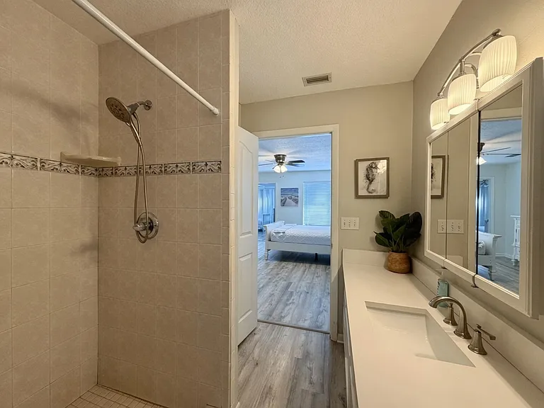6752 Veronica Ct — Photo 22