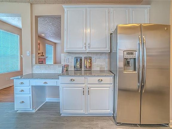 5th image of 4336 Jeker Dr