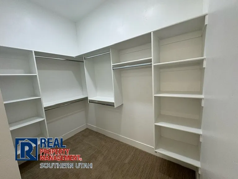 2806 E Church Oak Dr — Photo 9