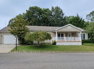 1407 Middle Rd UNIT 291, Calverton, NY 11933