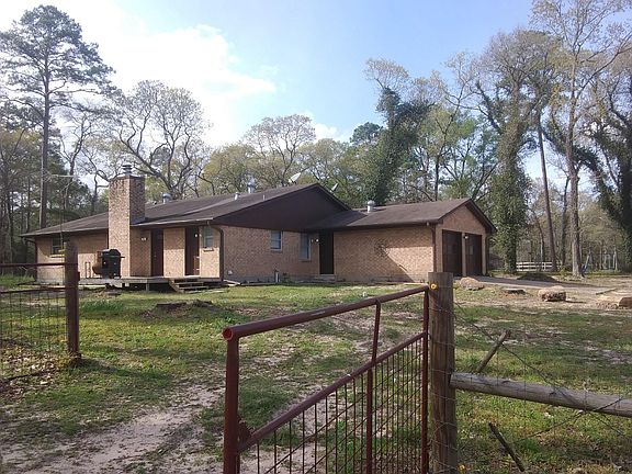 3rd image of 16884 Pine Ln