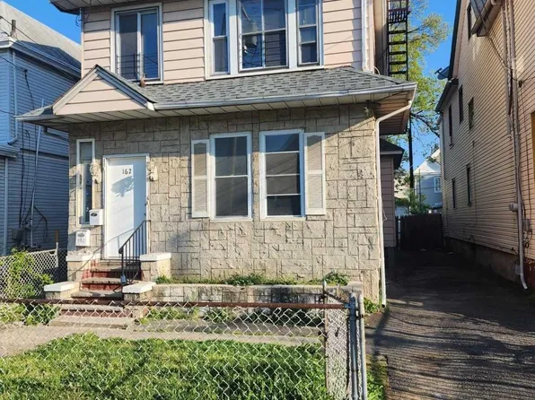 162 Van Buren St, Passaic, NJ 07055