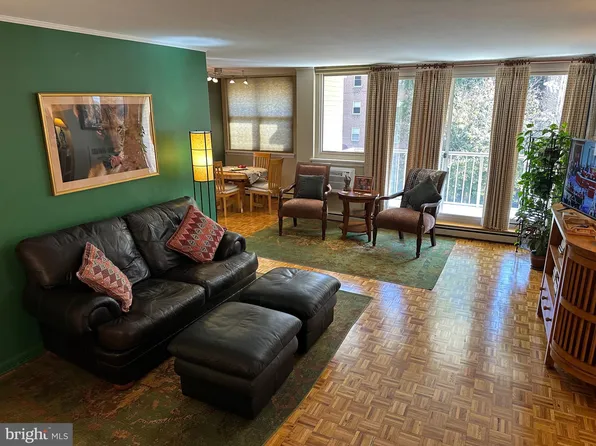 1301 N Harrison St APT 302, Wilmington, DE 19806