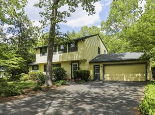 6 Priscilla Rd, South Easton, MA 02375