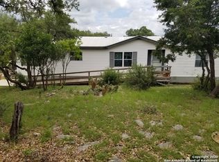 182 Laurel Ridge Dr, Lakehills, TX 78063