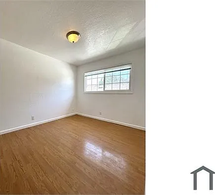 9810 A St #B — Photo 8