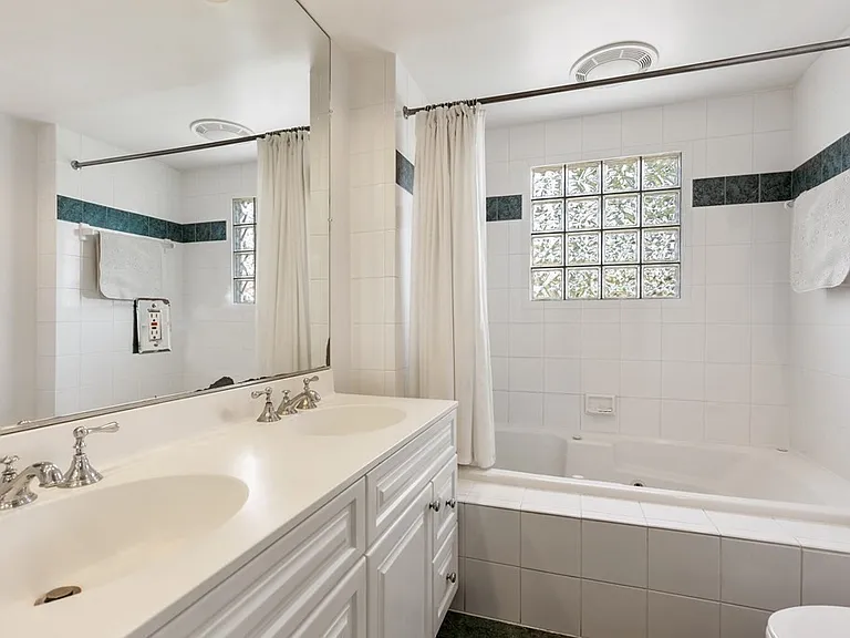 25 Forest Ridge Rd — Photo 13