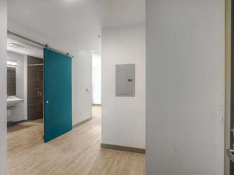 Helene Apartments — Photo 29