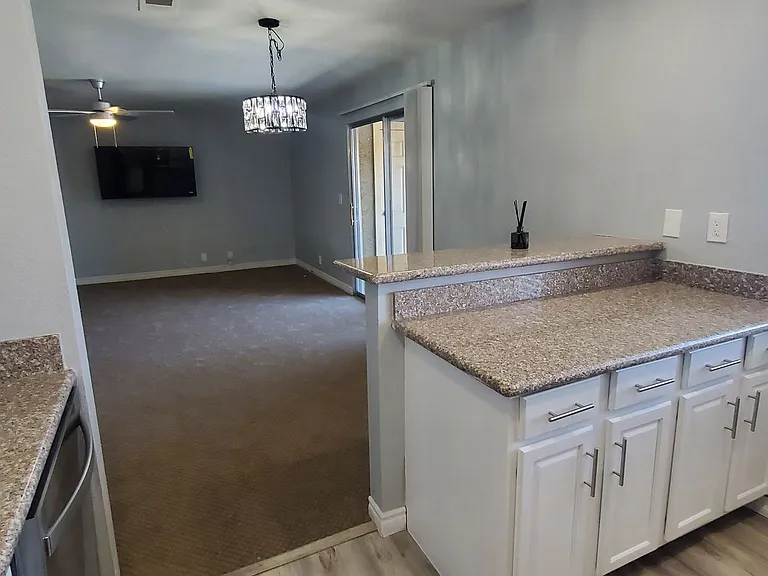 5080 Indian River Dr #400 — Photo 14