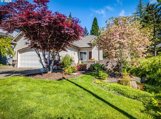 10855 SW Falcon Ct, Beaverton, OR 97007