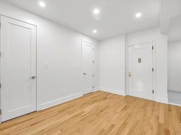 260 Ocean Pkwy APT 5J, Brooklyn, NY 11218
