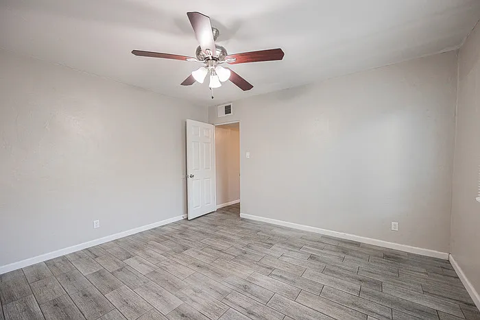 1503A E Harvard St #A — Photo 15