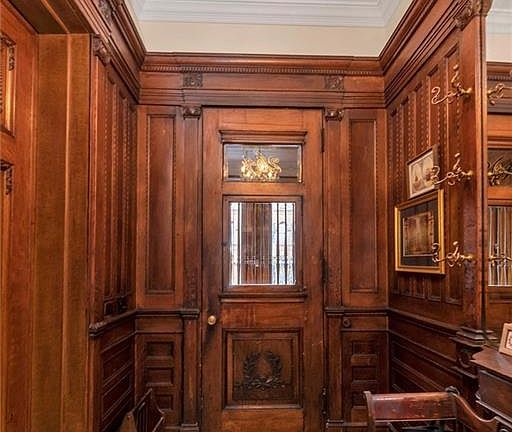 3rd image of 264 Decatur St