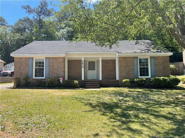 4809 Belford Rd — Photo 1