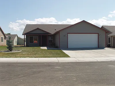 310 E 28th Ave