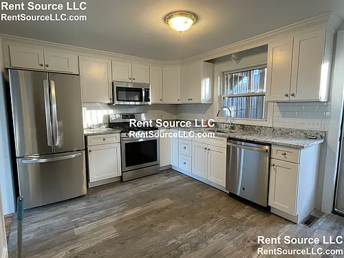 98 Moreland St #1 Photo 1