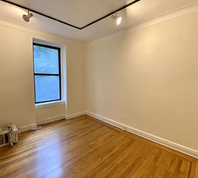 1st image of 231 E 58th St APT 2A
