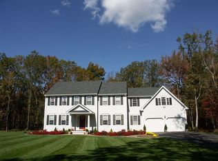 29 Old Rod Rd, Colchester, CT 06415