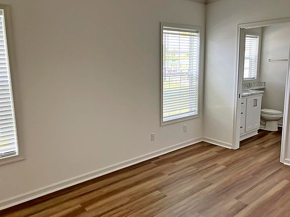 4th image of 3700 Palm Valley Cir #Csrs02