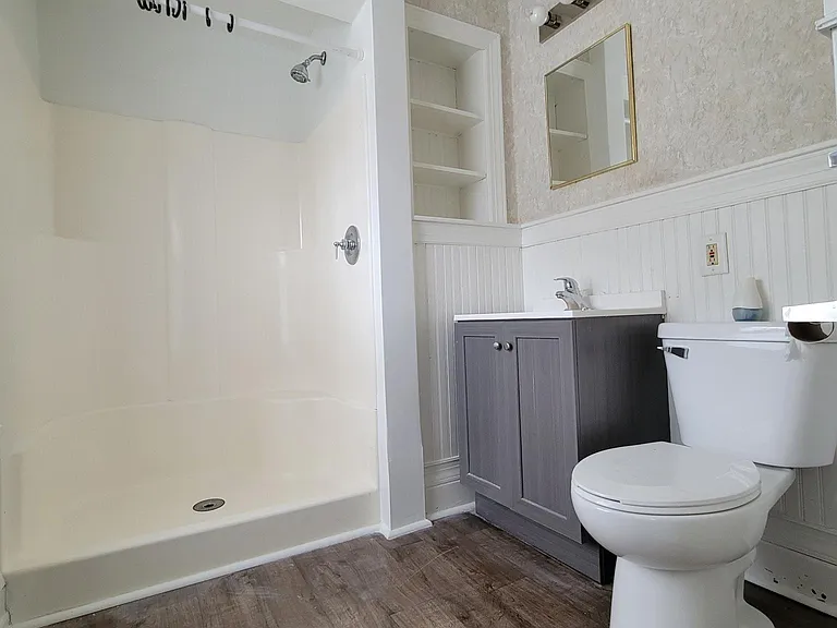 512 College Ave #2 — Photo 11