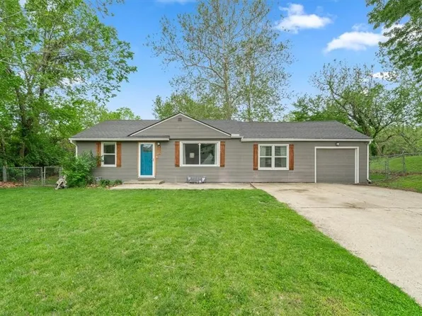 3232 Townsend Ct, Kansas City, KS 66109