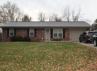 241 Sullivan Ln, Frankfort, KY 40601