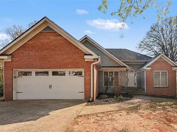 45 Vinnings Ln, Cartersville, GA 30120