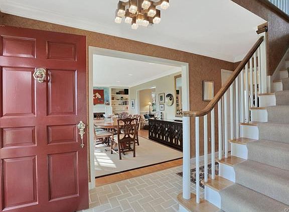 5th image of 8966 Tarrytown Dr