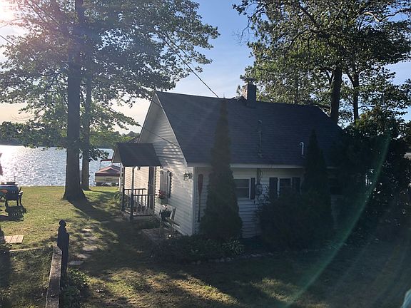 2nd image of 3892 E Cedar Lake Dr