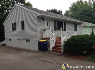 204 9th Ave SE, Faribault, MN 55021