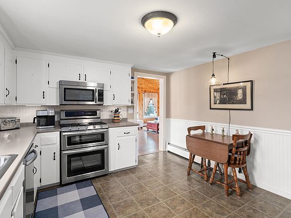 5th image of 48 Main Street