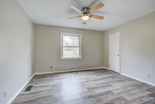 2 bed, 1.5 bath, 1040 sqft, $1,600 — Photo 2