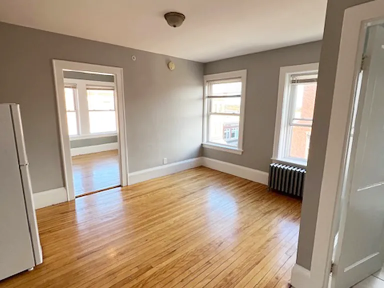 145 Main St — Photo 6
