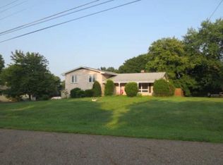4684 Venus Rd, Uniontown, OH 44685