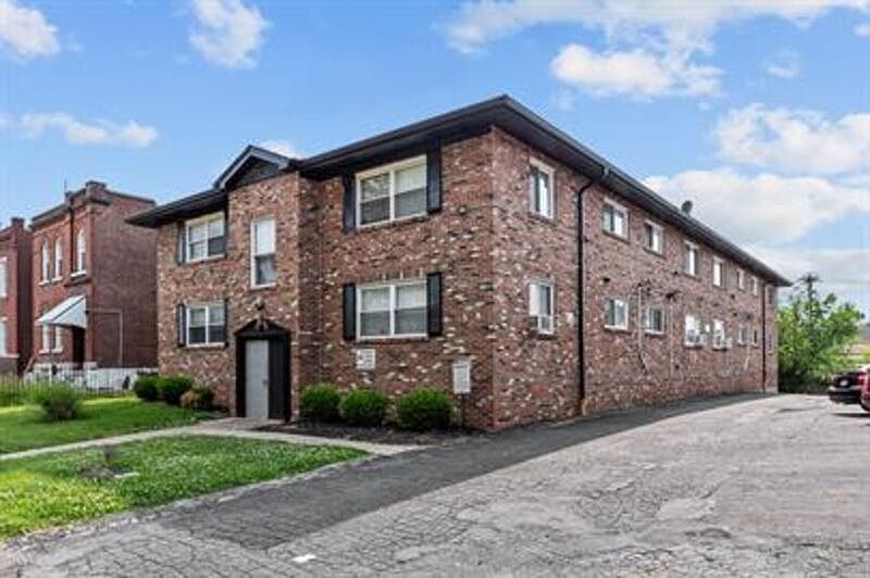 2nd image of 4321 Morgan Ford Rd #8