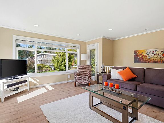 5th image of 1434 Bishop Rd