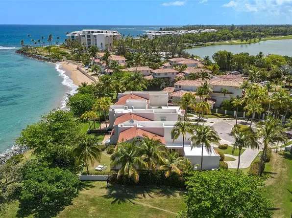 57 Calle Arrecife, Dorado, PR 00646