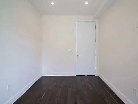 4th image of 60 Jefferson St APT 1A