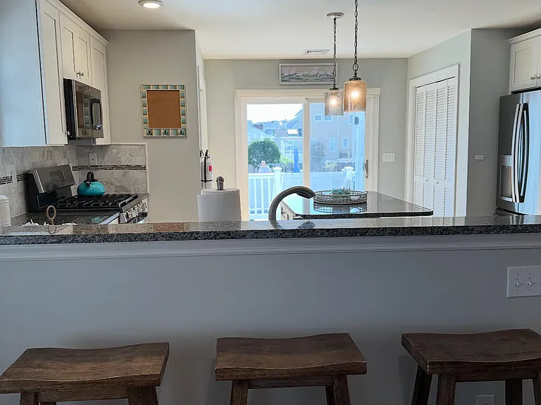2105 Grand Central Ave #1 — Photo 11