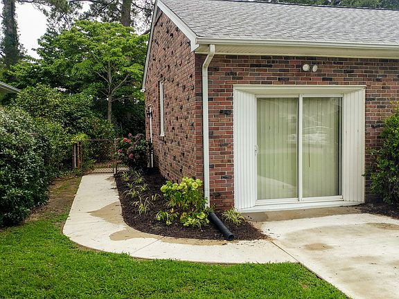 4th image of 318 Pennington Blvd