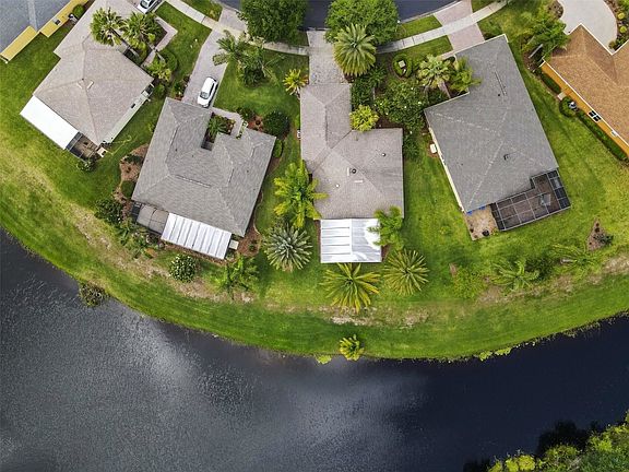 2nd image of Knoll Wood Dr