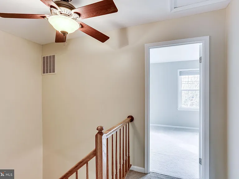 839 N Greenbrier St — Photo 27