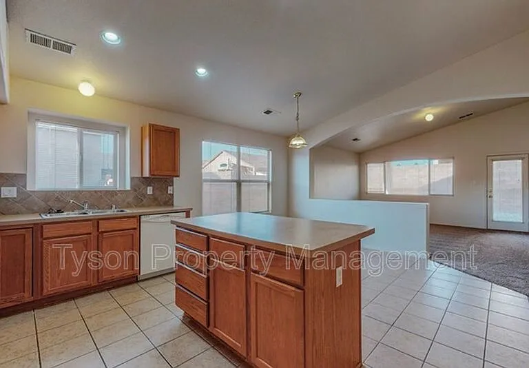1500 Montiano Loop SE — Photo 6