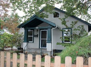 6836 SE Mall St, Portland, OR 97206