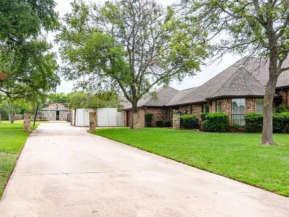3rd image of 3526 Preston Hills Cir
